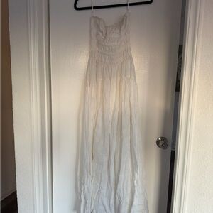 Sabo Skirt Strapless white Maxi Dress. Size small